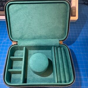 WOLF Sophia Travel Zip Case